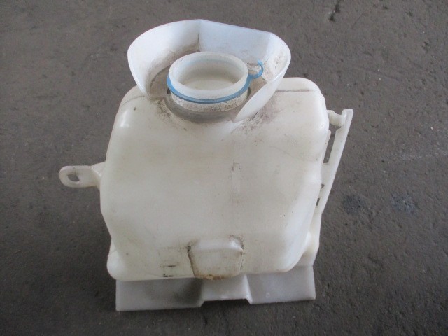  Honda HH5 Acty washer tank 76840-S3C-013