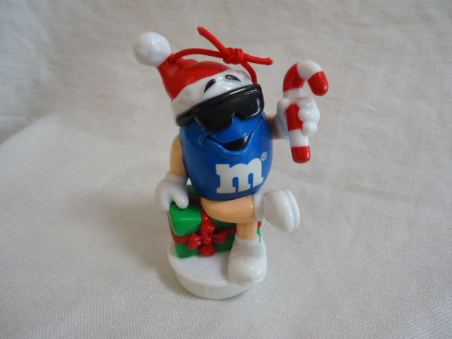 ＵＳ　1999年製　M&M's　エムアンドエムズ　ブルー　8センチ　クリスマス　オーナメント　ドール　飾り物_画像1