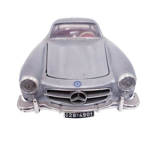 【Burago/ブラーゴ/モデルカー】MERCEDES 300 SL 1954/メルセデス・ベンツ 300 SL 1954年 1/18スケール イタリア製 ミニカー★5312_画像2