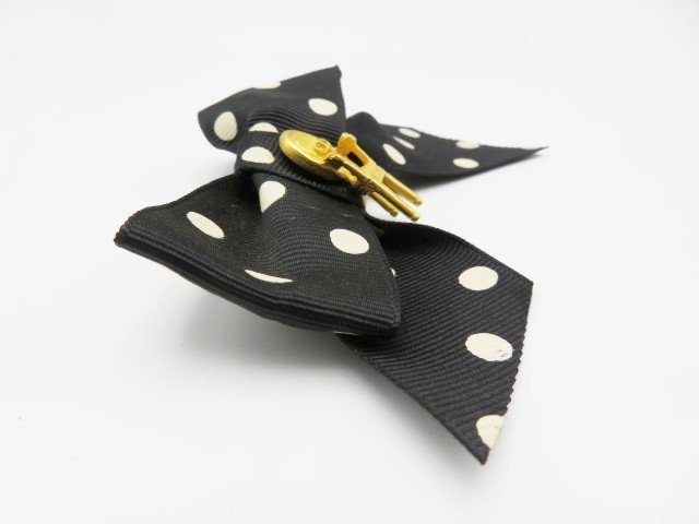 K01 Christian Dior Christian Dior dot ribbon /GP CD Logo chair pin brooch black / Gold 