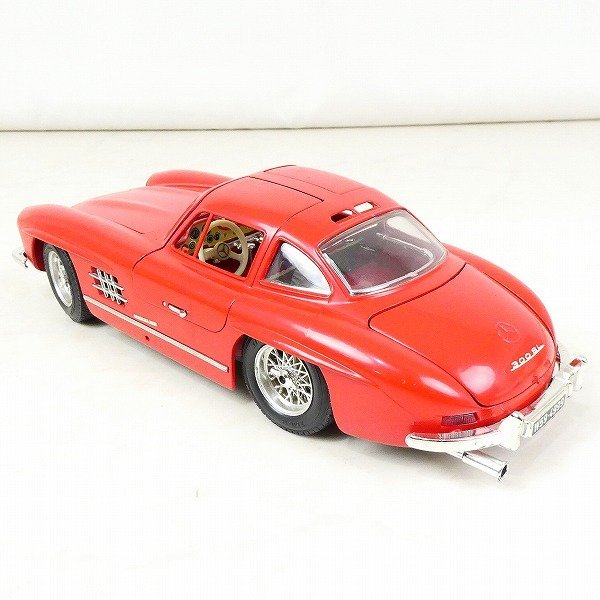 ブラーゴ burago ミニカー 模型 メルセデス・ベンツ 300 SL 1954 イタリア製 1/18 MERCEDES 車 ミニカー コレクション品■ME087s■_画像2