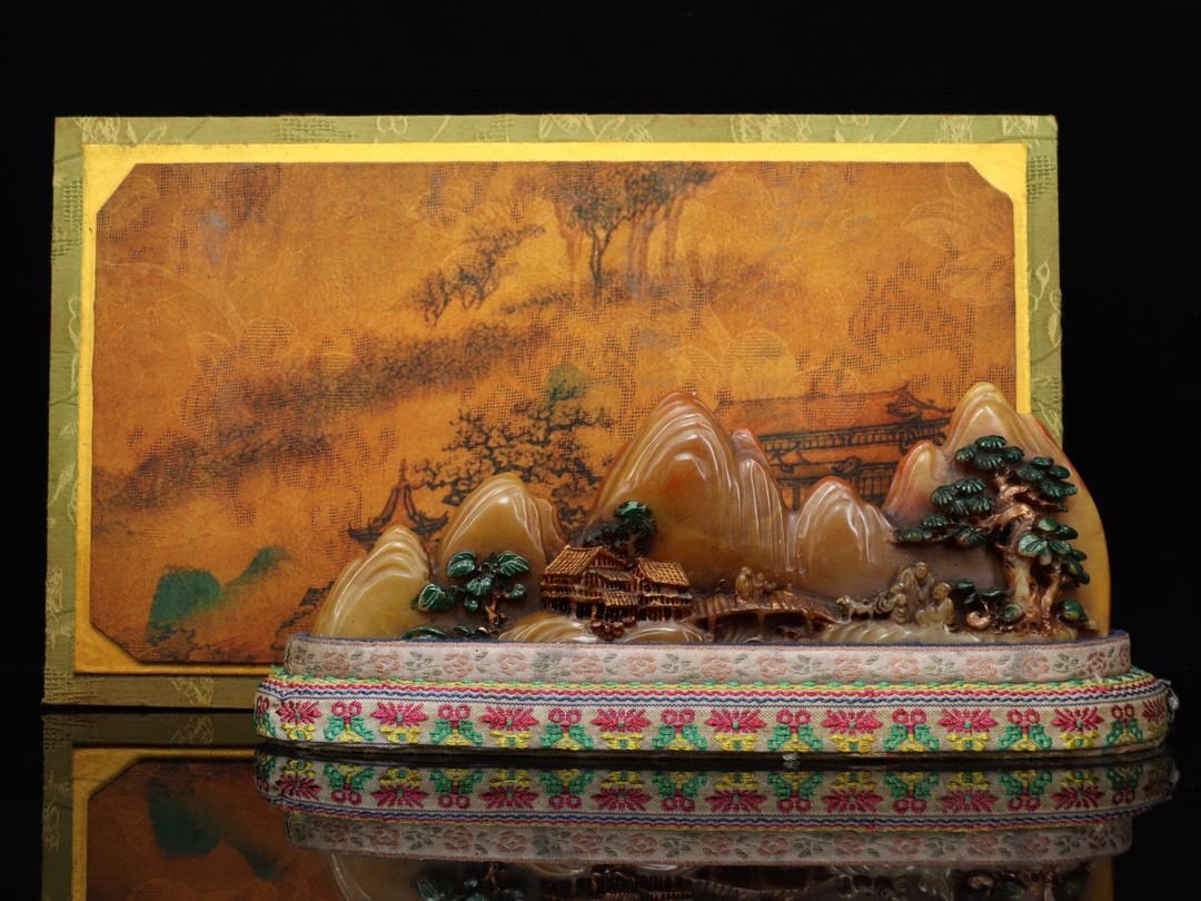 蔵友館蔵品・寿山石・田黄石・細密彫・人物筆架】・希少珍品 蔵友館蔵品・寿山石・田黄石・細密彫・人物筆架】・希少珍品