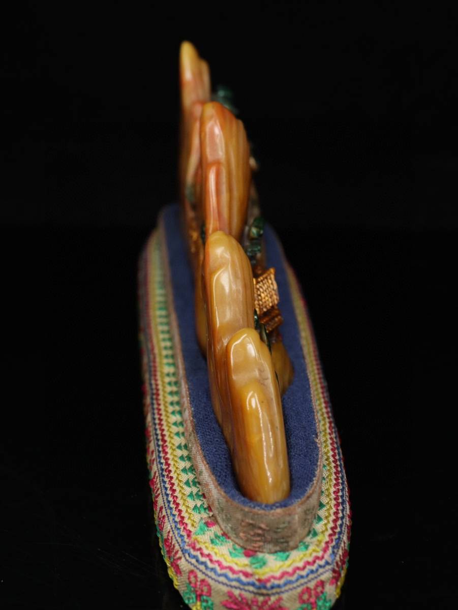 蔵友館蔵品・寿山石・田黄石・細密彫・人物筆架】・希少珍品 蔵友館蔵品・寿山石・田黄石・細密彫・人物筆架】・希少珍品