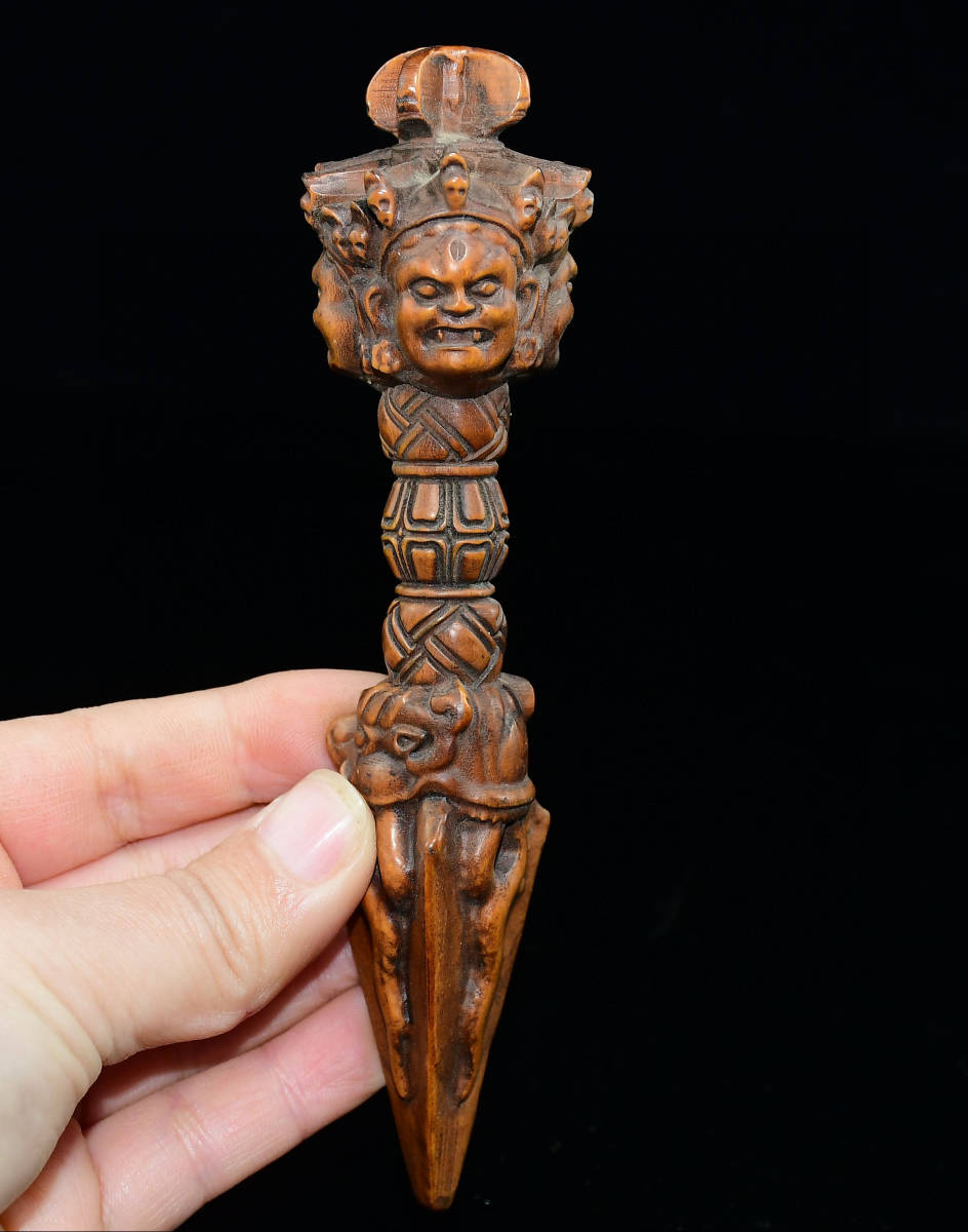 非常に高い品質 【蔵友館蔵品・黄楊木製・細密彫・鎮宅辟邪 非常に高い品質 【蔵友館蔵品・黄楊木製・細密彫・鎮宅辟邪