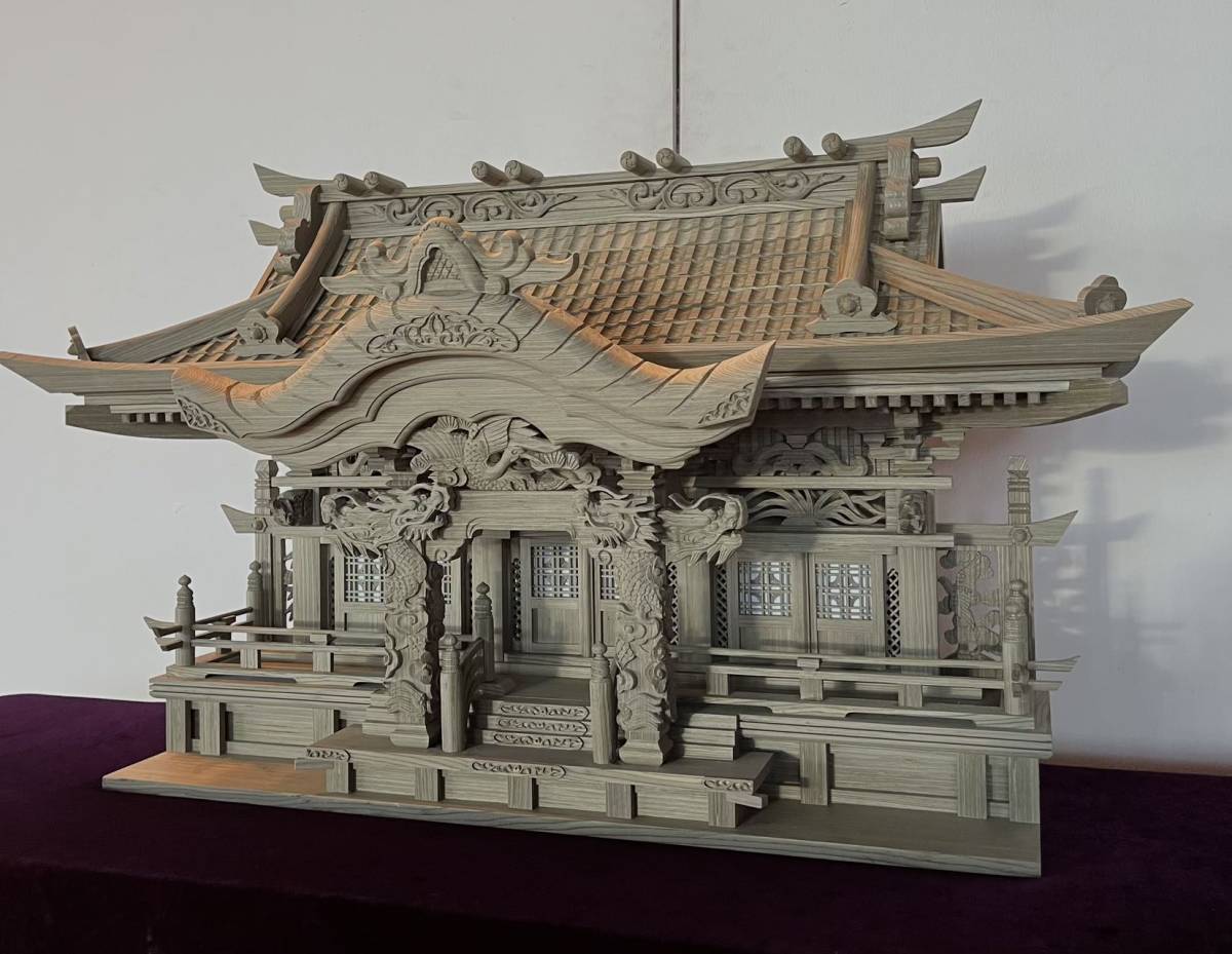 井波彫刻　大型　総神代桧材 金具なし無双作 最高級品 入母屋造三社_画像3