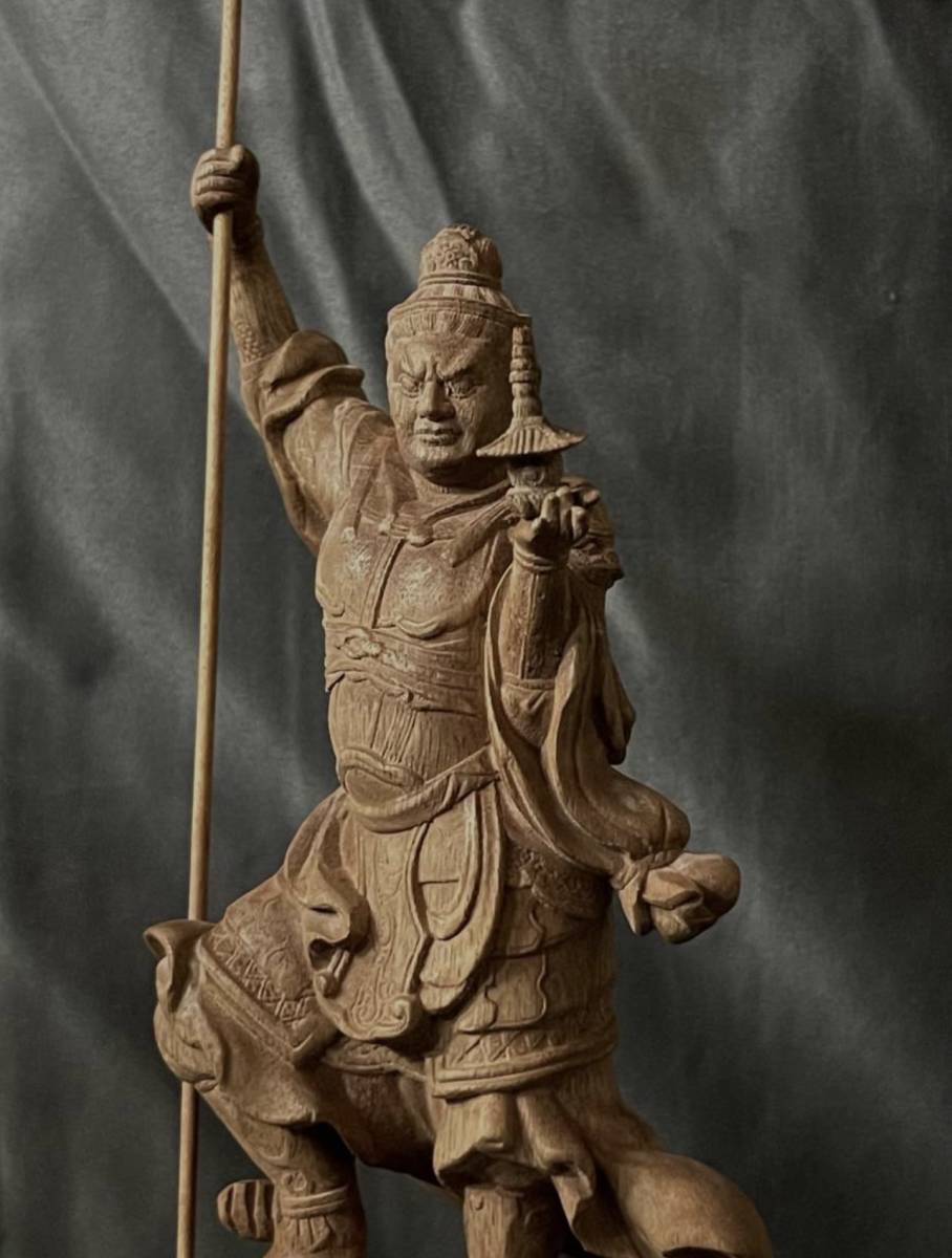 仏教工芸品　総楠製　井波彫刻　極上彫　木彫仏像　毘沙門天立像_画像5