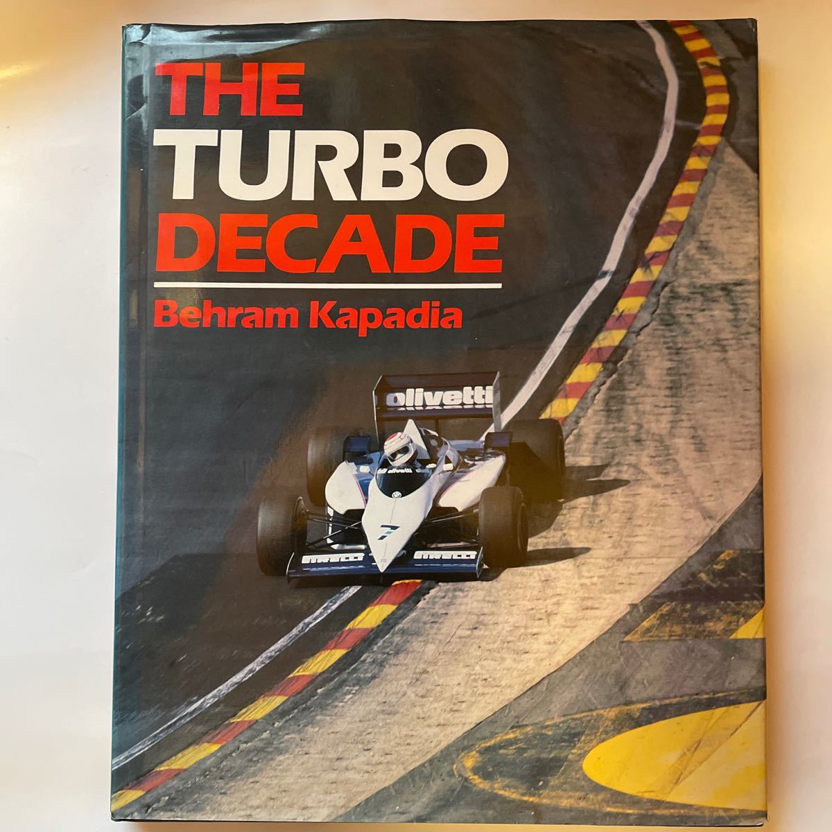 洋書 F1 GP 写真集　THE TURBO DECADE 送料無料_画像1