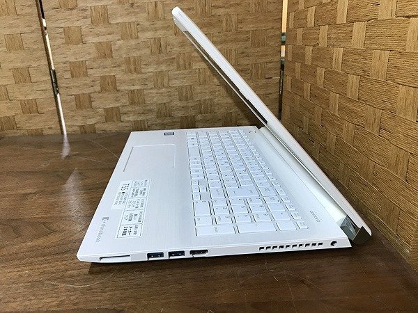 SMG10030SGM 東芝 dynabook PT55AWP-BJA2 Core i3-6100U メモリ4GB HDD1TB 現状品 直接お渡し歓迎_画像5