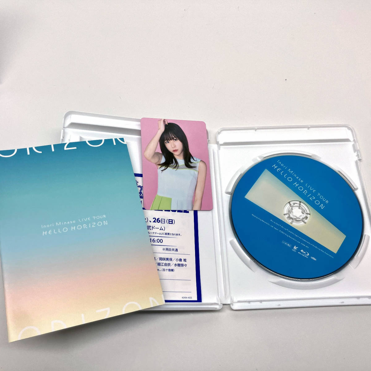 tu021　水瀬いのり　Inori Minase LIVE TOUR HELLO HORIZON　（フォトブック・トレカ付き）　Blu-ray　中古_画像9