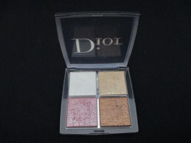 残9割 ディオール Dior ディオール バックステージ フェイス グロウ パレット 001 フェイスパウダー・チークカラー_画像1
