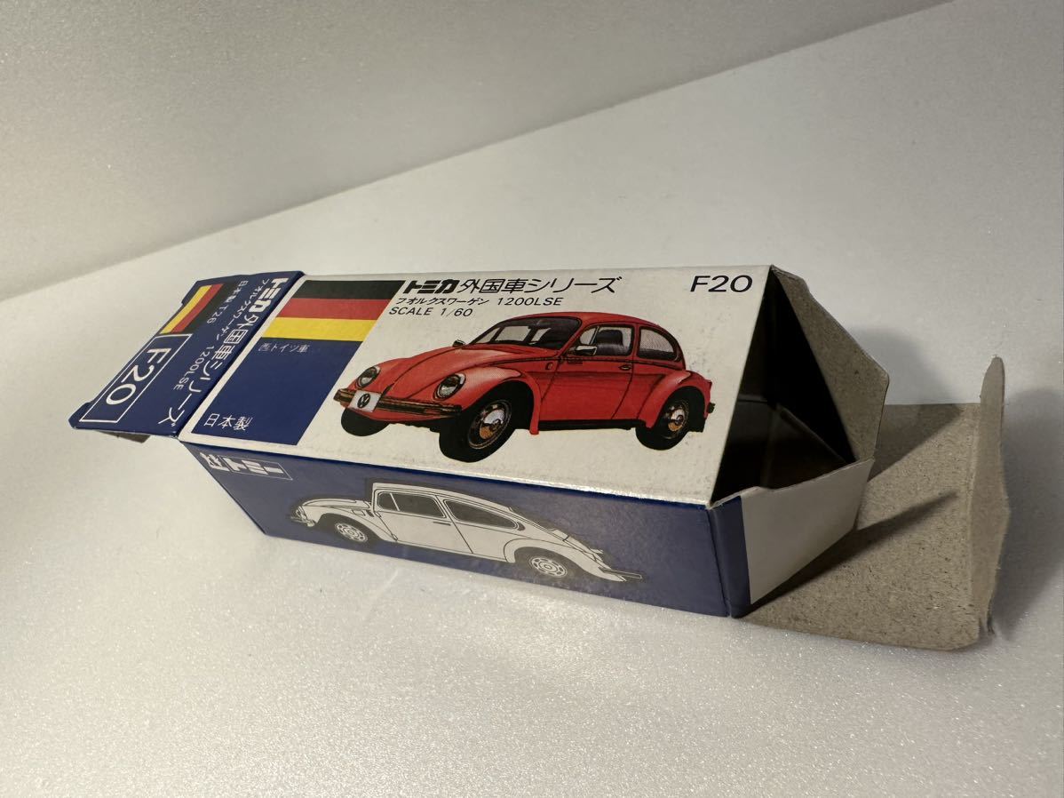 トミカ フォルクスワーゲン 1200LSE 外国車シリーズ　F20西ドイツ車　絶版 青箱 日本製　赤シート_画像8