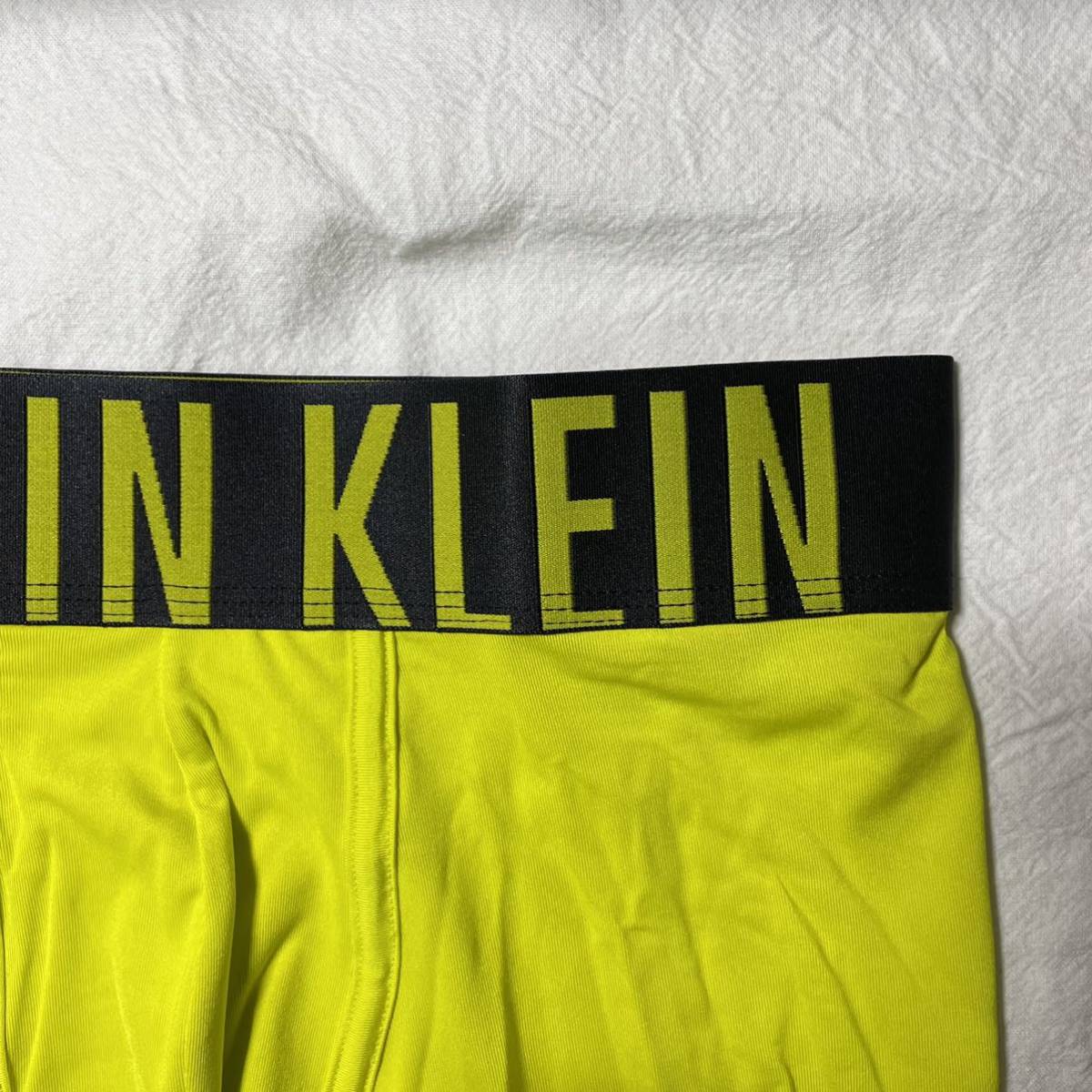 新品 Calvin Klein カルバンクライン　ボクサーパンツ　ロゴ　メンズ下着　XS イエロー