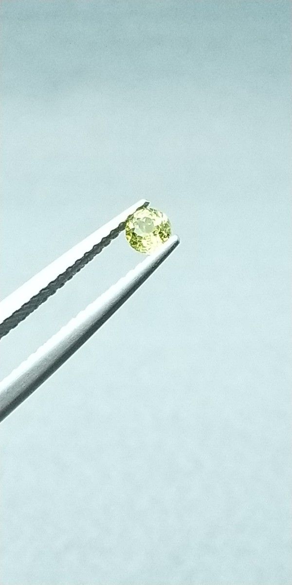 マリガーネット　0.2ct