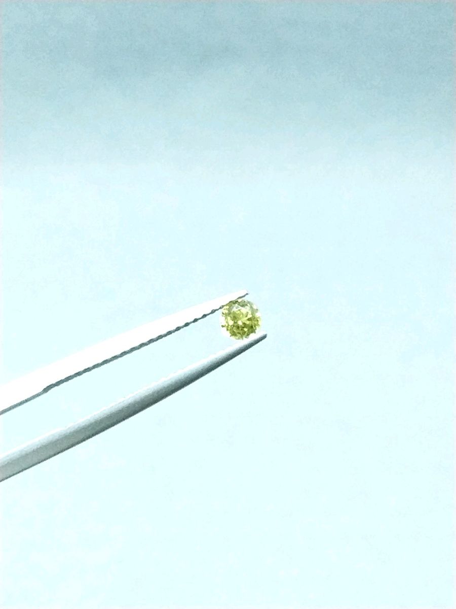 マリガーネット　0.24ct