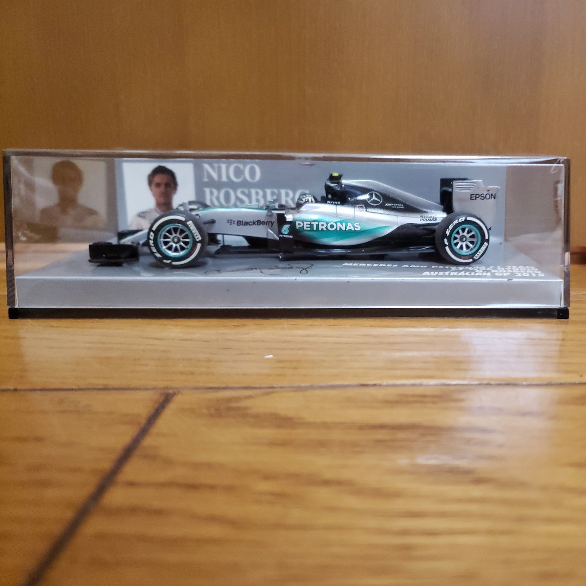 ミニチャンプス　1/43 メルセデスW06 N・ロズベルグ　オーストラリアGP_画像1