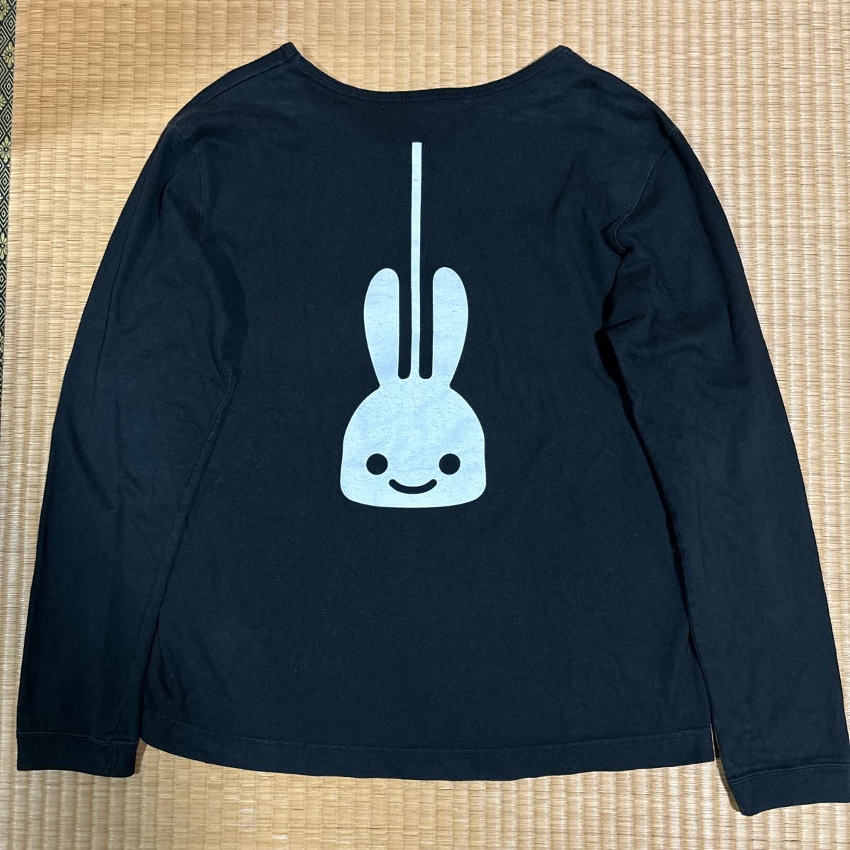 CUNE ピロピロ付き バクプリ入り うさぎ ロンTシャツ 黒M レア キューン 長袖 ウサギ_画像1