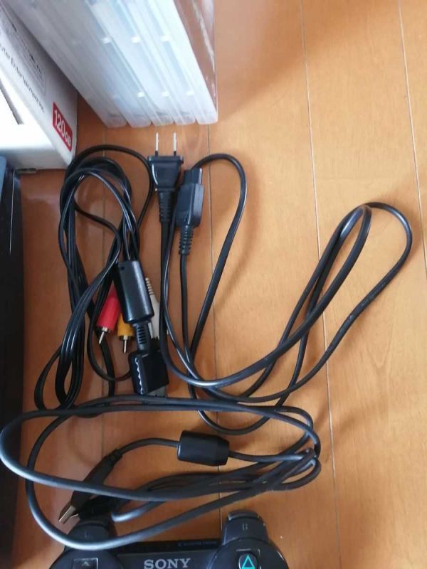 お買い得 美品 PS3 CECH-2100A 黒 SONY プレイステーション3 PlayStation3 本体一式 ソフト5本セット 龍が如く1～4 メタルギア HDMIコード_画像4