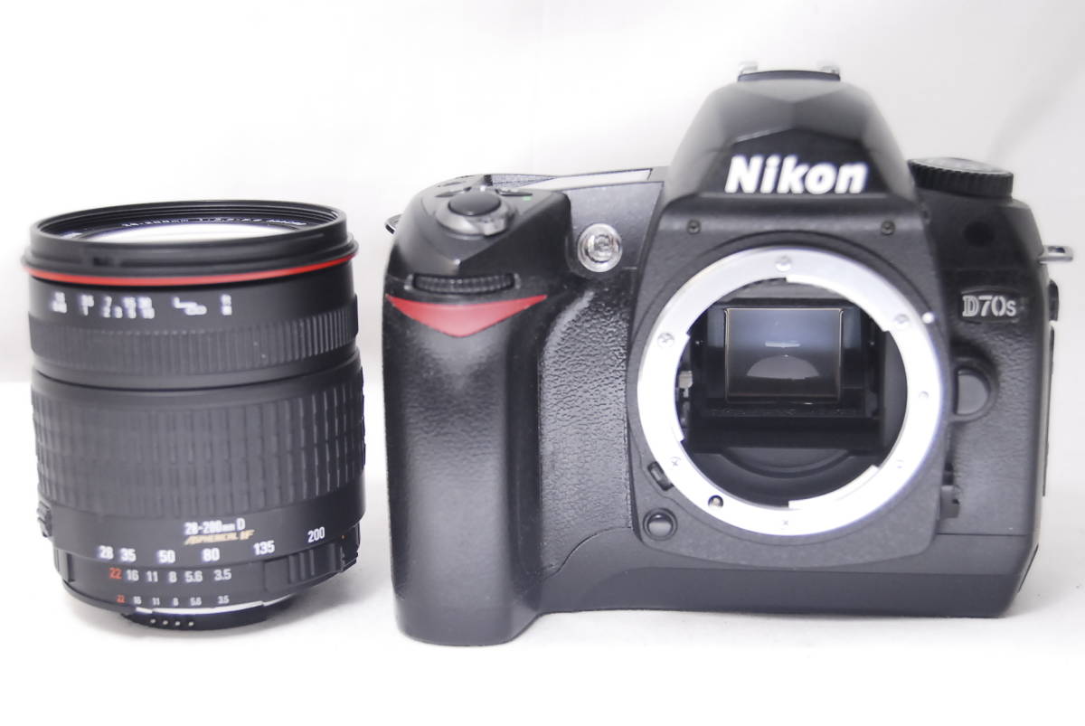 Nikon ニコン D70S 28-200mmレンズセット 標準～200mm望遠 初期不良対応 【即決特典／CFカード1GB＋カメラバッグ】A023_画像2