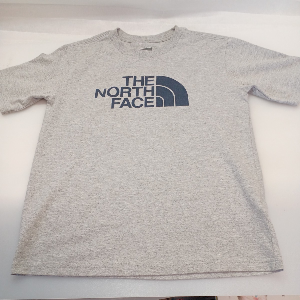 zal-71♪THE NORTH FACEノースフェイス tシャツ(ユーズド) キッズ 半袖 BOYS ボーイズTシャツM(10-12)150cmグレー_画像7