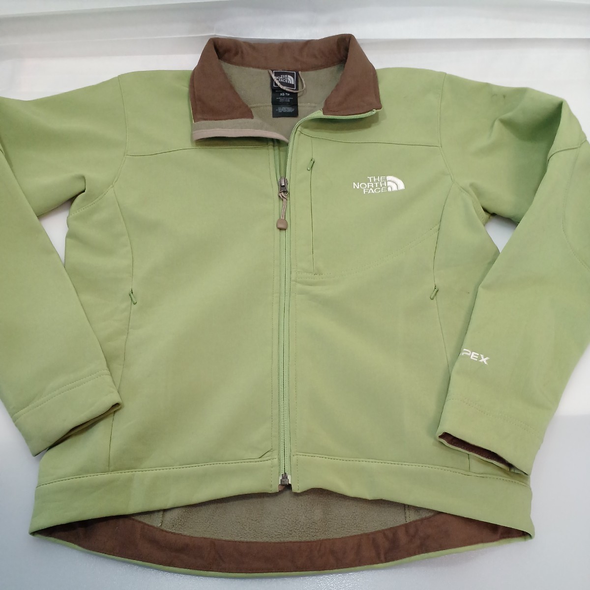 zal-90♪USユーズドノースフェイスTHE NORTH FACE レディース APEX ソフトシェルジャケットグラスグリーンUS-XS(日本サイズS-M)_画像6