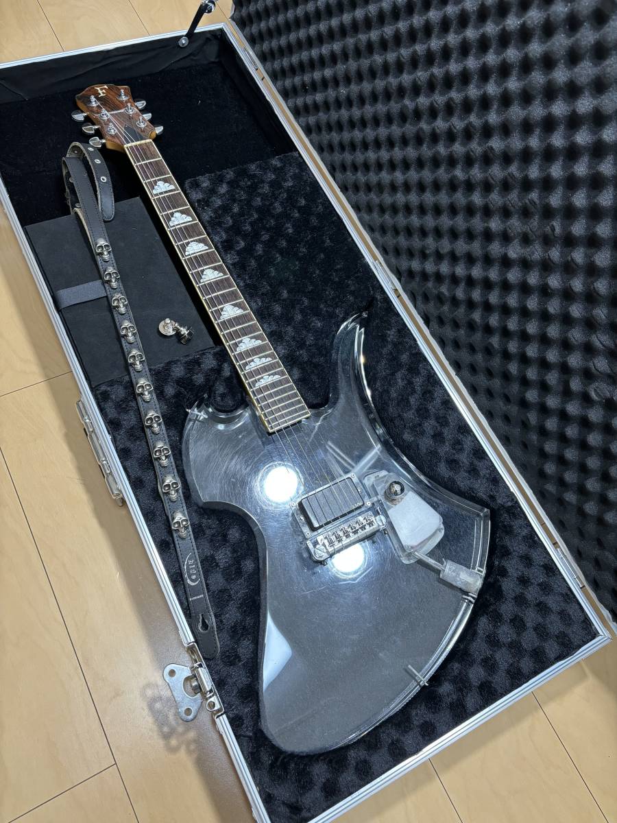 HIDEモデルギター Fernandes MG-85C モッキンバード フライトケース付 / Burny MG 75C 105C 115C 480X クリスタル ハードケース EMG_画像1