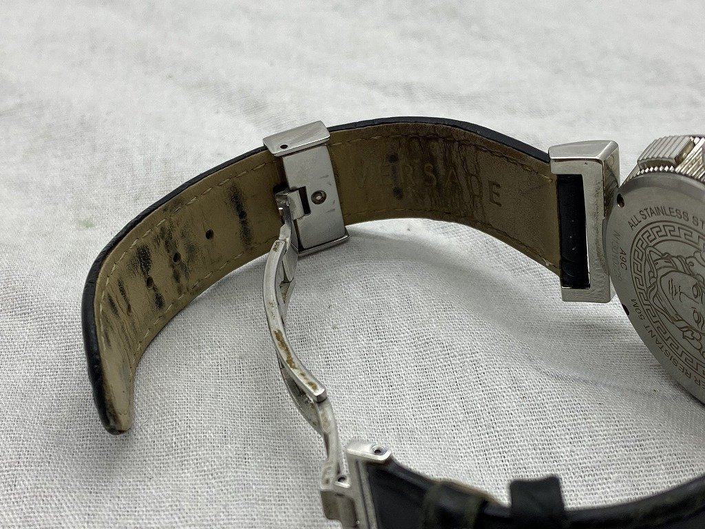 激安 超特価商店街 □希少モデル【VERSACE ヴェルサーチ A9C ヴァニティ シルバー ヴェルサーチ