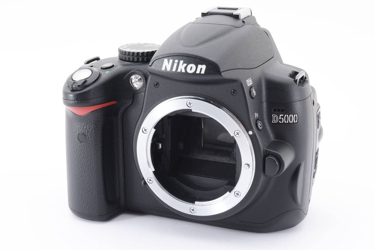 Nikon ニコン D5000 ボディ★動作品 2048025　_画像1