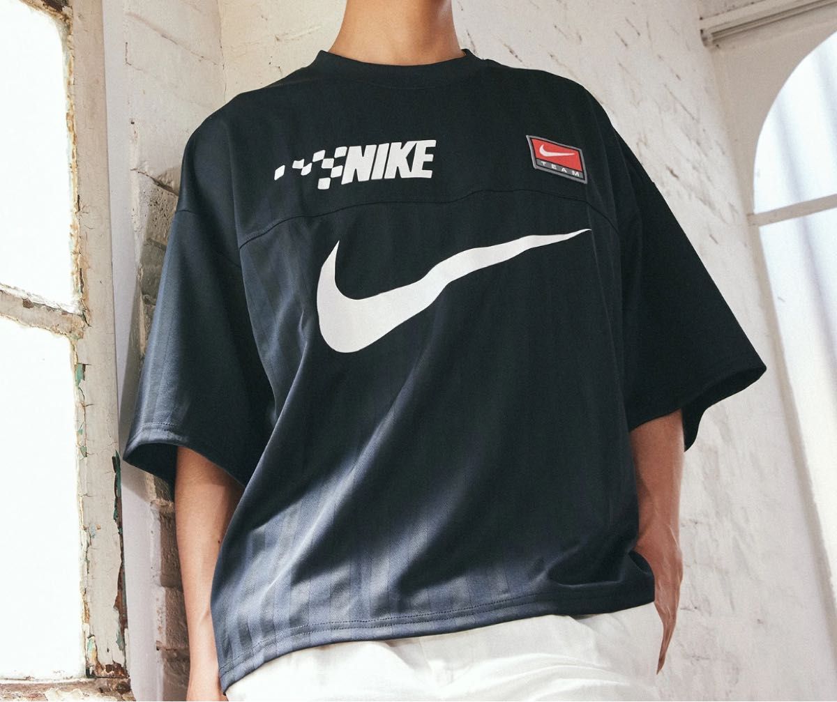 S 新品 メンズ NIKE ナイキ トレンド Tシャツ オーバーサイズ 即完 黒 ビッグシルエット スポーツウェア ブラック