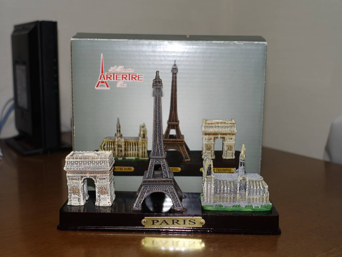 世界遺産　ノートルダム大聖堂、エッフェル塔、凱旋門　フランス　パリ　オブジェ　模型_画像4