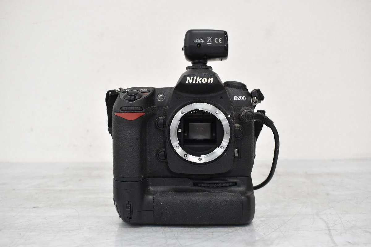 Σ0027 現状品 Nikon D200 ニコン デジタル一眼レフカメラ ボディ_画像2