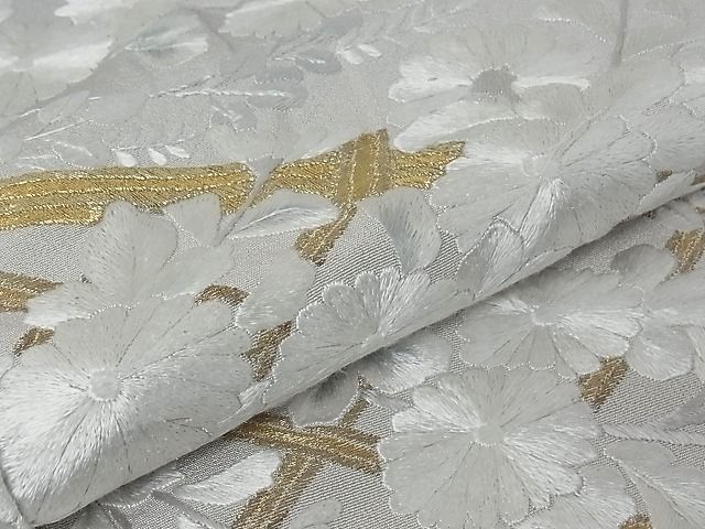 平和屋-こころ店■豪華色留袖　総刺繍　籬草花文　暈し染め　金糸　さが美扱い　着丈154cm　裄丈62.5cm　正絹　逸品　A-cs6623_画像5