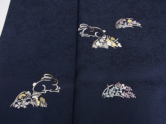 平和屋-こころ店■訪問着　作家物　刺繍　兎　草花文　暈し染め　着丈154cm　裄丈67cm　正絹　逸品　B-ph9213_画像4