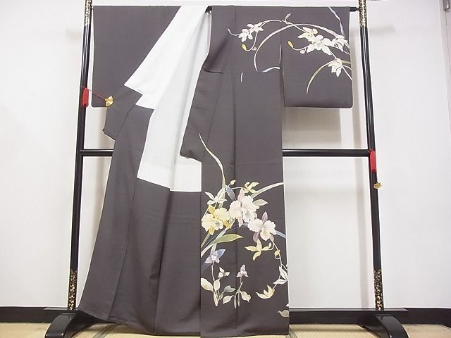 平和屋-こころ店■訪問着　友禅　駒刺繍　草花文　蘭　金彩　着丈163.5cm　裄丈67cm　正絹　逸品　A-ta7635_画像2