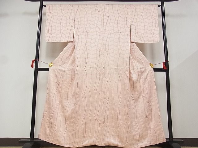 平和屋-こころ店■上質な小紋　絞り　幾何学文様　着丈157.5cm　裄丈64.5cm　正絹　逸品　1B-wt1404_画像1