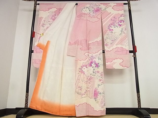 平和屋-こころ店■豪華振袖 駒刺繍 雲重ね花文 銀彩 着丈160.5cm 裄丈64cm 正絹 逸品 A-ja5408の画像2