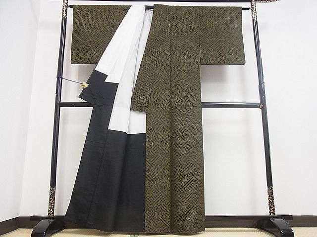 平和屋川間店■上質な紬　紗綾形文様　逸品　fe3758_画像3