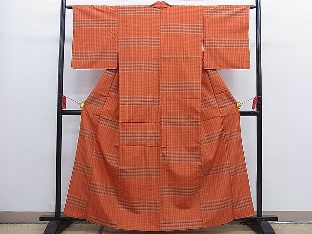 平和屋川間店■本場縞大島紬　格子柄　逸品　n-th1375_画像2