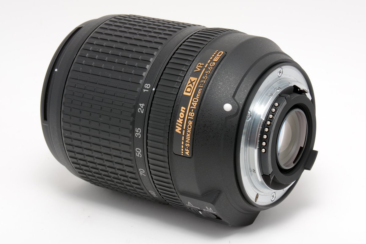 【美品】 Nikon ニコン AF-S DX NIKKOR 18-140mm f/3.5-5.6G ED VR + 純正フード + Kenko Zeta Protecter 付属 #3252_画像3