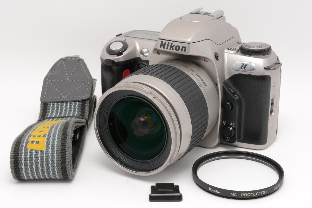 【美品】Nikon U フィルム一眼レフカメラ + AFズームニッコール28-80mm F3.3-5.6G レンズキット #3922_画像1