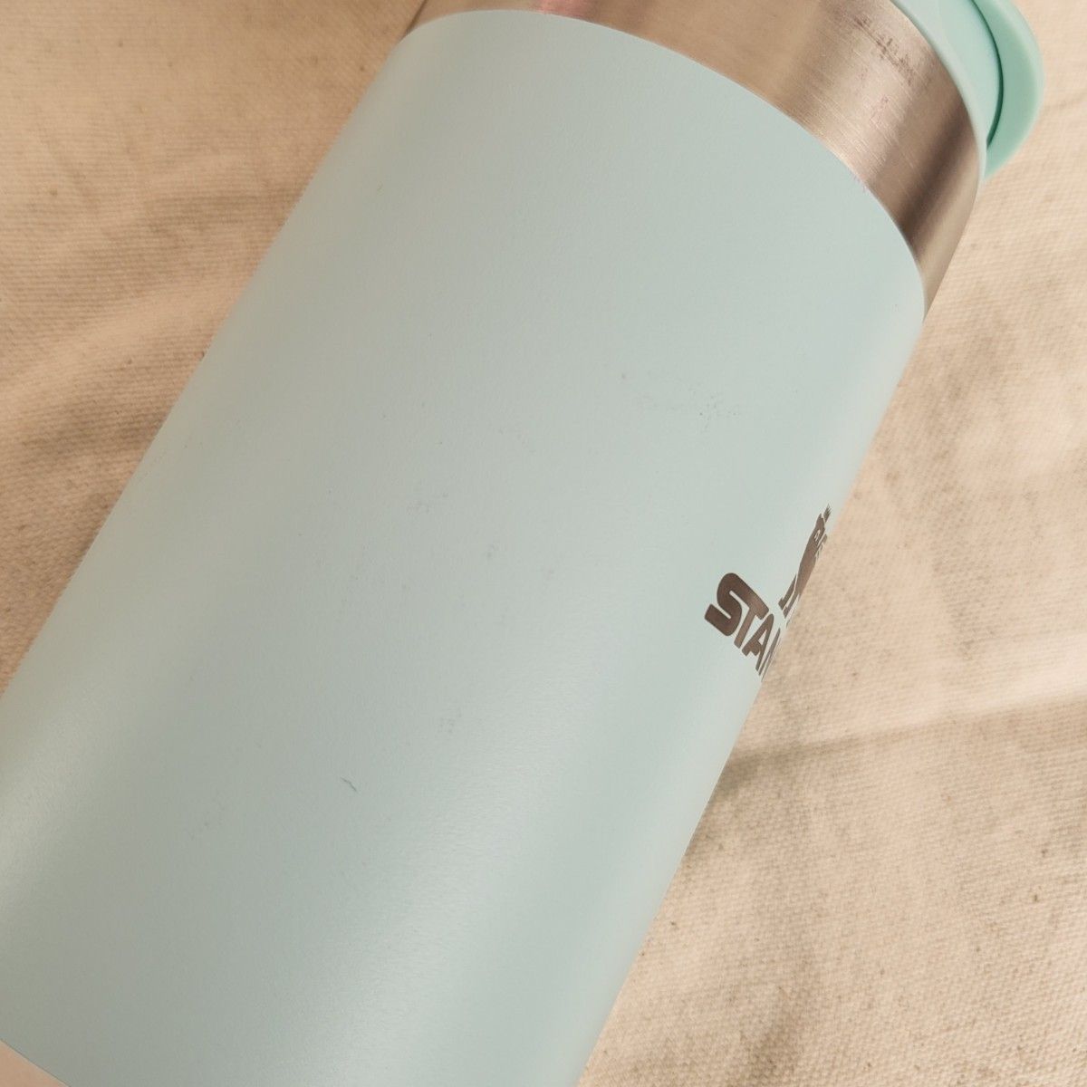 スタンレー STANLEY マグカップ タンブラー ブルー 水色 蓋付き ステンレス キャンプ 水筒 ウォーターボトル