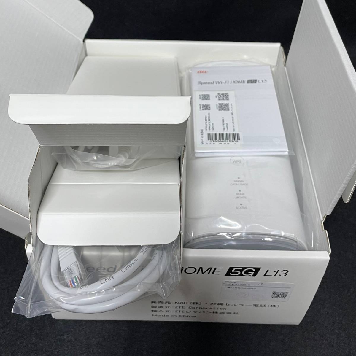 【新品/未使用】Speed Wi-Fi HOME 5G L13［ZTR02SWA］ホワイト au★ホームルーター/赤ロム保証★　12231_画像2