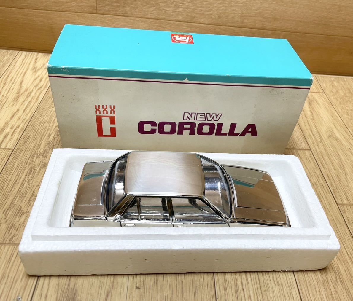 車型置物 年代物 時代物 昭和レトロ トヨタ TOYOTA カローラ NEW COROLLA 非売品 シガレットケース シガーケース 灰皿 シガー入れ B12_画像1