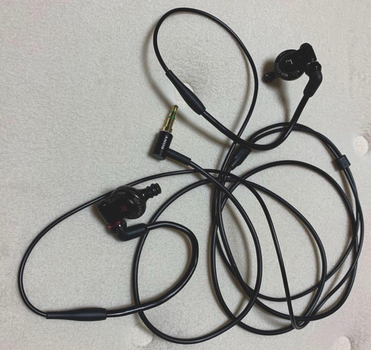 MDR-EX1000 イヤホン本体と純正ケーブル(長いほう)のみ 完動品 MDR-EX1000 イヤホン本体と純正ケーブル(長いほう)のみ 完動品