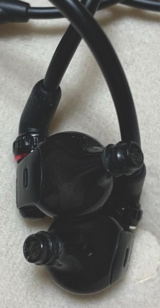 MDR-EX1000 イヤホン本体と純正ケーブル(長いほう)のみ 完動品 MDR-EX1000 イヤホン本体と純正ケーブル(長いほう)のみ 完動品