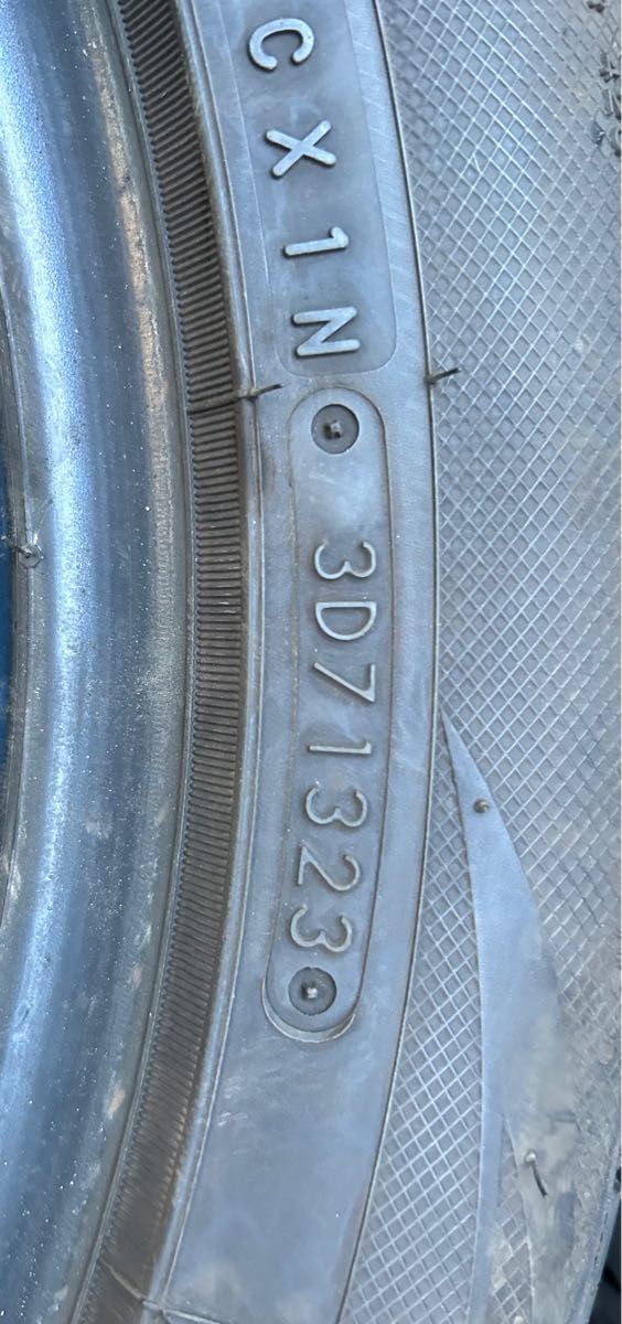 TOYO TIRES 225/50R18 23年製＋22年製　サマータイヤ