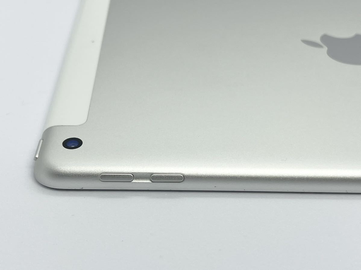 Apple iPad 第5世代A1823 32GB OS 16.7.2 シルバー 9.7インチ バッテリー容量98%_画像7