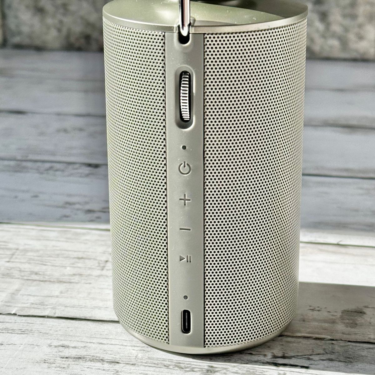 シャープ ポータブルスピーカーランタン DL-FS01L|Yahoo!フリマ シャープ ポータブルスピーカーランタン DL-FS01L|Yahoo!フリマ