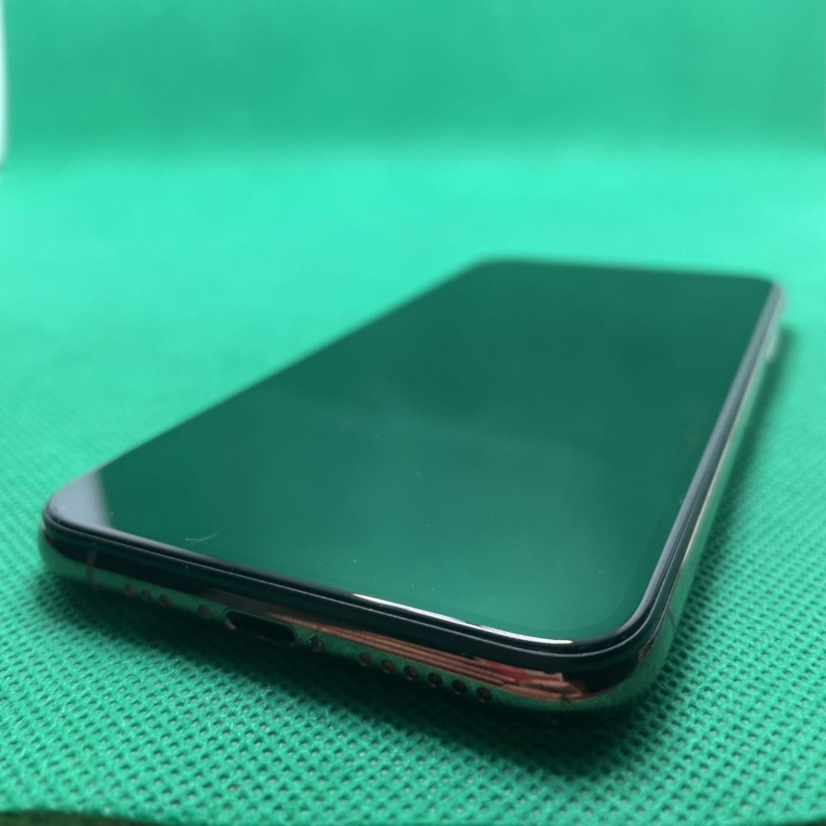 【格安美品】iPhone XS 256GB simフリー本体 612