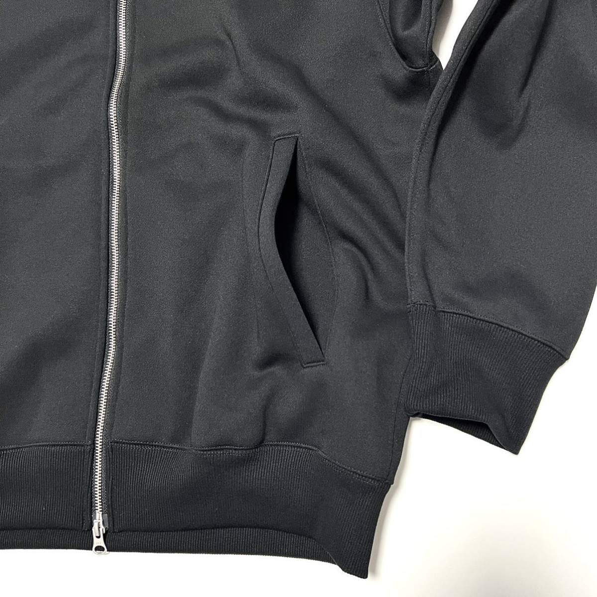 XL 新品 ノースフェイス 裏地 フリース ボンバー スウェット 黒 XL 新品 ノースフェイス 裏地 フリース ボンバー スウェット 黒