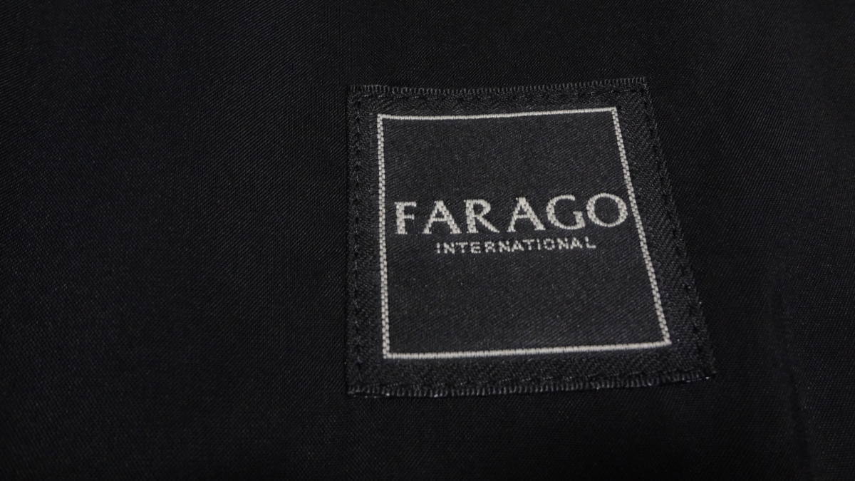 大処分セール☆美品170cmW88cm★FARAGO☆ファラーゴ★美シルエット2Bスーツ/黒濃グレー織りストライプ★シングル２釦★アオキ★ビジネス_画像4